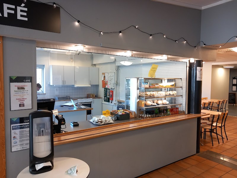 Nawal’s Café