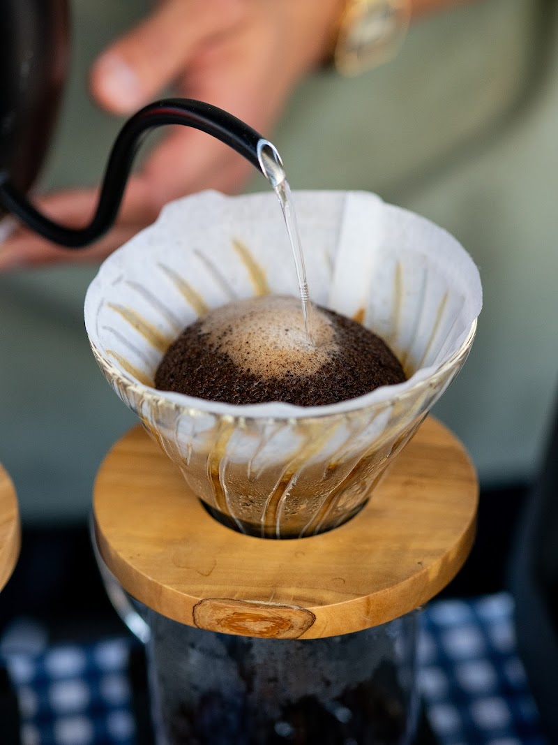 12 Knots Coffee Roasters Café