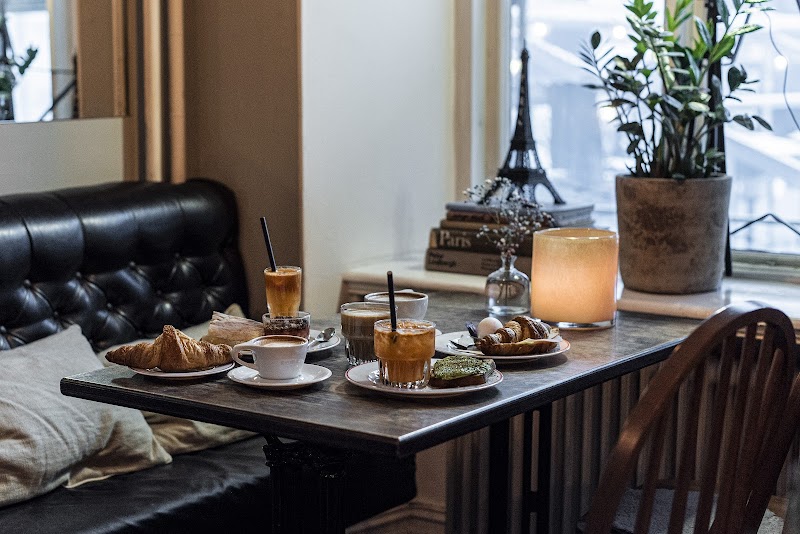 Cafe Etoile