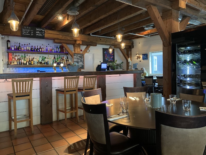 Roy's Mat o Bar
