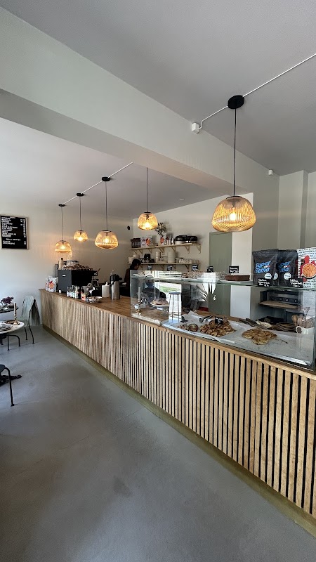 Vallmo Café